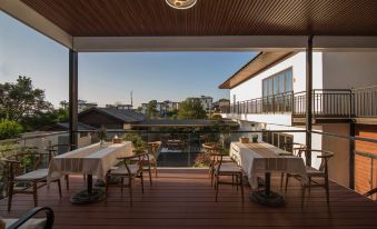 Golden Years Boutique Inn