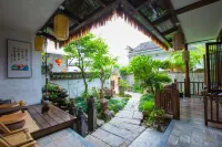 Sanmei · Qingxi Hostel Hotels in In Hongcun scenic area