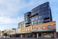 Veriu Collingwood Hotels near A Clockwork Café