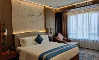 Wuzhou Huatian Holiday Hotel