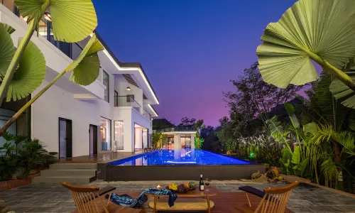 Xishuangbanna Benshu Linyu Resort Hotel