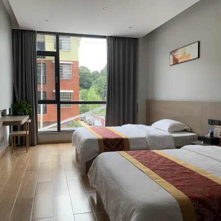 Hotels in Trade