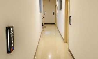 Xingguo Jintai Business Hotel