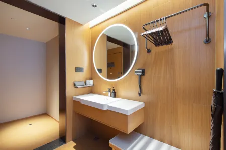 JI Hotel (Jinan CBD Zhongyang Shangwuqu) Отели рядом с достопримечательностью «Shandong Agricultural Engineering Institute»