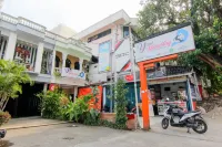 Yani Homestay Отели в г. 