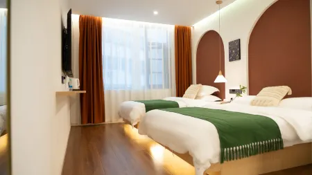 Luanchuan Yishan Yishe Aesthetic Homestay Отели рядом с достопримечательностью «Butterfly Valley»