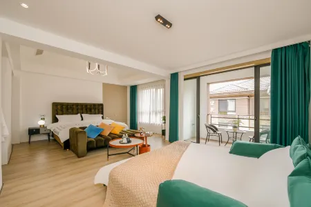 Meeting Holiday Homestay