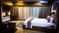 Hotel Earth Light Hotels in Ratnanagar