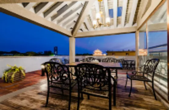 花築·東門客棧（潮州廣濟橋牌坊街店）