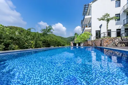 Wuji Fine•Mogan Mountain resort hotel