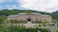 Guangwushan Hot Spring Tourism Hotel Hotels near Nanjiang Guangyun Station