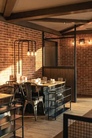 Youth Hotel Отели рядом с достопримечательностью «Spring Woods»