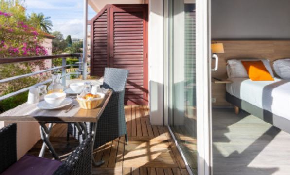 Zenitude Hôtel-Résidences Le Cannet