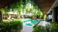 Daco Hotel Hotels near វិហារឥស្លាម អាន់នៀកម៉ាស់ Masjid AN NEAKMAH