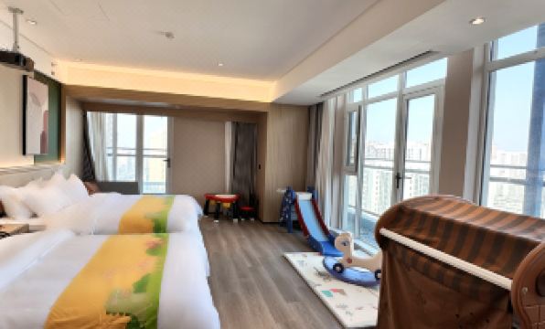 SK Hotel (Taiyuan Fudong Multicolor City Shop)