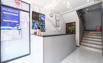 Jiangyang Business Hotel (Shanghai Shuangyang Road)