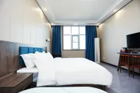 Xinyue Hotel (Luohe Food Vocational College)