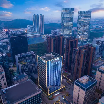 Shenzhen Zhongchen International Hotel (Baolong Subway Station Pingshan high-speed railway station) Отели рядом с достопримечательностью «Biadi Share Co. ООО.»