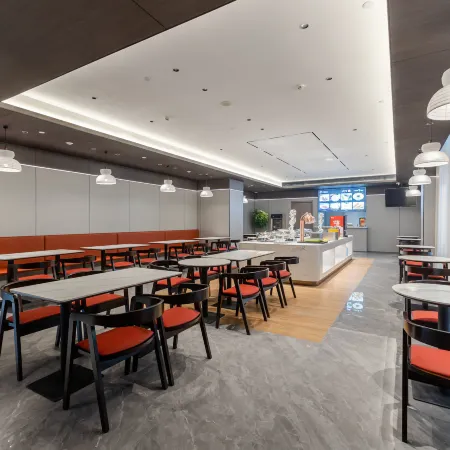 Gujing Junlai International Hotel (Feidong Wenyi Platinum Branch)