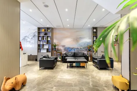 Zizhuye Hotel (Huanggang Vocational and Technical College) Отели рядом с достопримечательностью «Mechanical and Electronic Engineering Department of Huanggang Polytechnic College»