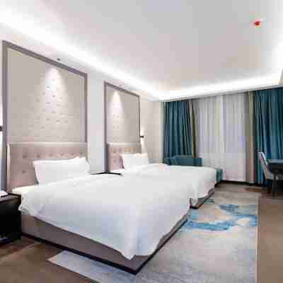 Guangning Wanfeng Hotel Rooms