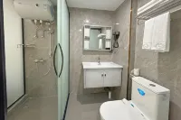 Guangzhou Anman Four Seasons Apartment (Beijing Road Pedestrian Street Dafo Temple) - parkir
