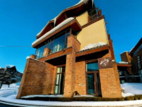 Altai Mountain Down Xiaozhu Homestay