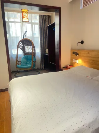 Wangcheng Boutique Hotel (Guilin Liangjiang Sihu Dongxi Alley Shop)