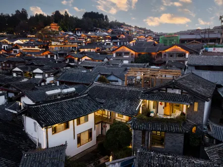 Lijiang Kegongyuan (Sifang Street Branch) Отели рядом с достопримечательностью «Square Market»