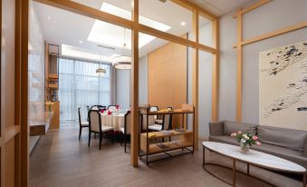 Fengnian Hotel Shenzhen Pingshan High-speed Railway Station (Baolong Subway Station Branch)