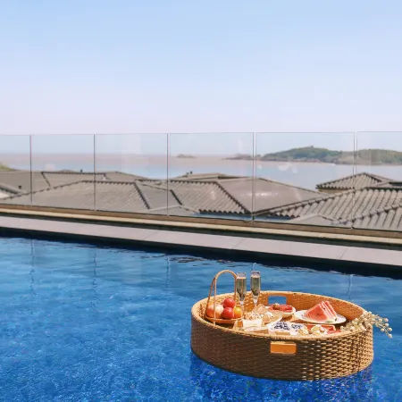 Zhujiajian Dongsha Sanjian · threeviews Designer Seaview Homestay
