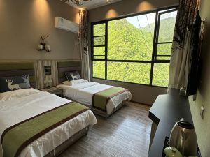 Forest No. 1 Cloud Hostel Hotel (Muyu Town Guanmen Mountain)