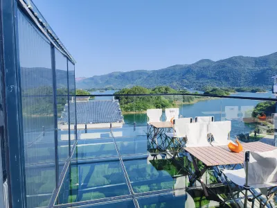 Xiandao Lake Four Seasons Lakeside Hotel (Sky City Scenic Area) Hotels in 