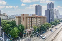 Vienna Hotel (Changsha Railway Station Wanjiali Square Branch) Hotels near Jintai Square Station