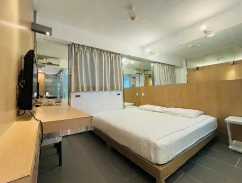 Acesite Knutsford Hotel