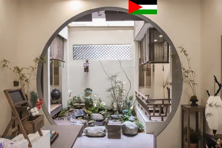 Xunye Homestay (Chaozhou Ancient City Shangshui Store) Отели рядом с достопримечательностью «Biefeng Temple»