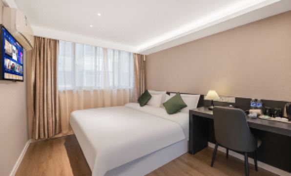 Jingyuan Zhishang Design Hotel (Qingdao May Fourth Square Olympic Sailing Center)