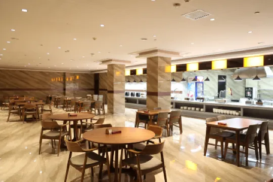 GuoHaohotel Отели в г. Эрэн-Хото