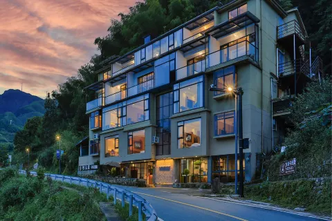 Yunhe Muyunju Hotel