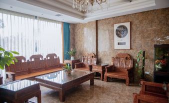 Nancheng Impression Theme Hotel