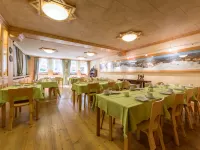 Hotel Bouton d'Or - Courmayeur Hotels near Pra Neyron