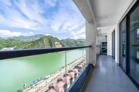 YIQI Resort hotels Отели в г. Цинтянь