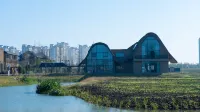 Jingzhou Yingcheng Livable Hotel - Romantic