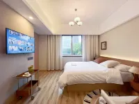 Qianshi Apartment (Shanghai Yuyuan Subway Station Branch)