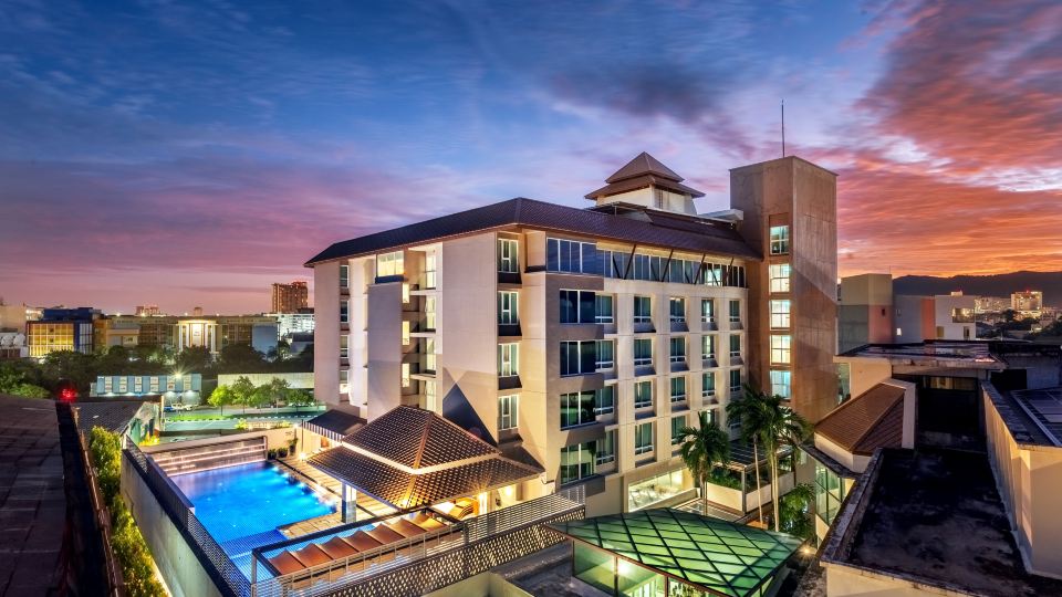 Buri Sriphu Hotel