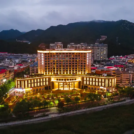Luanchuan Mountain Heyou Hotel