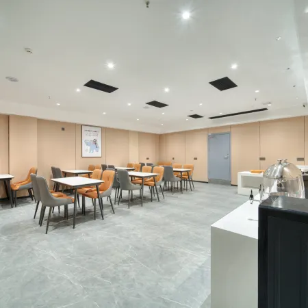 Prima Yunrui Hotel (Suqian Baolong Plaza 24th Street)