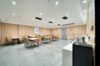 โรงแรมพรีมา ยุนรุ่ย (พลาซ่าบาวหลง ถนนสายที่ 24 ซูเชียน)