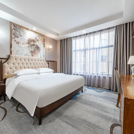 Lintao Yijing Oriental Hotel