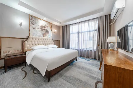 Lintao Yijing Oriental Hotel